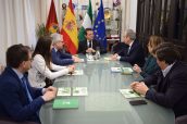 Reunión mantenida por los representantes del CGCOF y del Ayuntamiento de Córdoba.