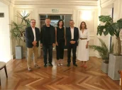 Los participantes en el  Encuentro de Expertos  “El valor social de los medicamentos”