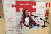 Amelia Martín, de la Plataforma de Medicamentos Innovadores de Farmaindustria, en la presentación de la guía sobre investigación pediátrica.