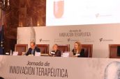 Jesús Aguilar, Rosina López-Alonso Fandiño y Marta Moreno en la inauguración de la Jornada de Innovación del CGCOF