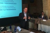 Imagen de la intervención de José Zamarriego, director de la USD, en el Seminario de Farmaindustria.