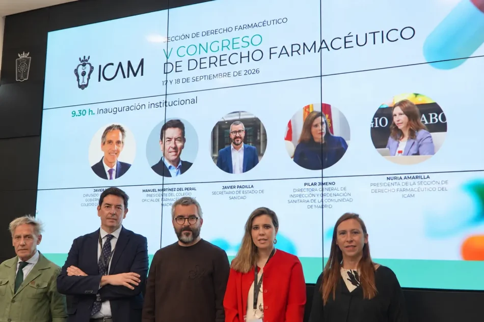 Javier Mata, Manuel Martínez, Javier Padilla,  Pilar Jimeno y Nuria Amarilla, durante la inauguración.