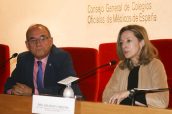 Juan José Rodríguez Sendín (presidente de la OMC) y Soledad Cabezón (eurodiputada del PSOE)