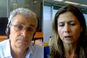 Agustín Portela y María Jesús Lamas, de la Aemps, en la mesa sobre vacunación.