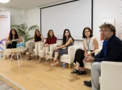 Mesa de debate realizada durante la presentación de la iniciativa.