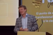 Nigel Plummer en las jornadas Pro'23 de ProFaes4