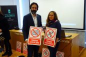 Imagen de la presentación de la campaña del COF de A Coruña para prevenir el consumo de alcohol en menores.
