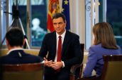 Momento de la entrevista a Pedro Sánchez en TVE.