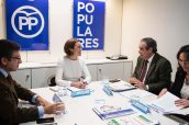 Imagen de la reunión entre representantes del PP y del CGCOF.