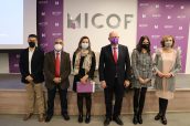 Participantes en la presentación de la nueva iniciativa para pacientes realizada por el Micof