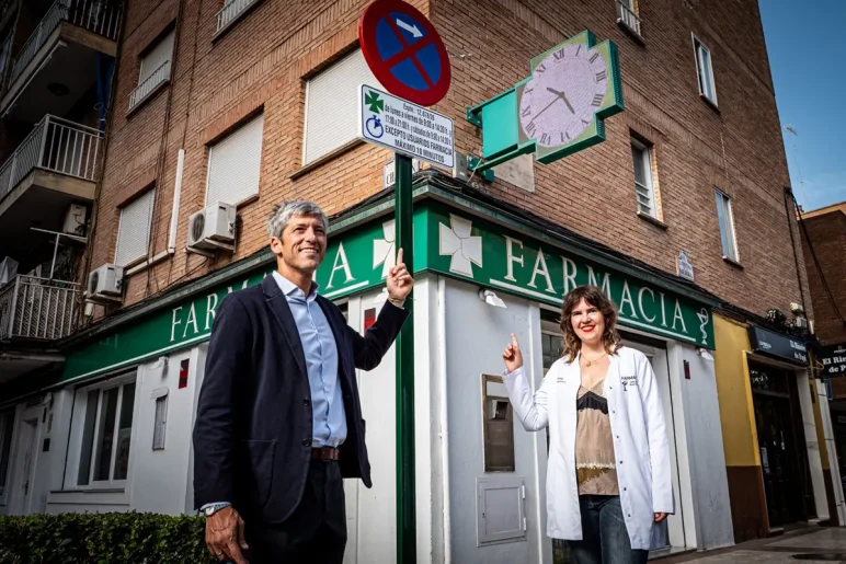 cof-aparcamiento-farmacia.JPG