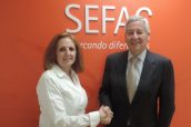 Ana Molinero, vicepresidenta de Sefac, y Manuel García Abad, presidente de Livemed.