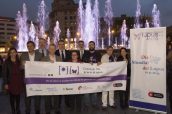 Imagen de la reunión reivindicativa de pacientes, farmacéuticos y otros representantes del sector por el Día Mundial del Lupus.