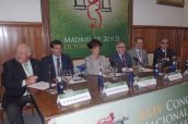 Participantes en la el debate sobre desafíos en materia de vacunación que ha tenido lugar el 20 de octubre en el marco del XXIV Congreso Nacional de Derecho Sanitario celebrado en Madrid.