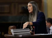 Miriam Nogueras en el Congreso de los Diputados.