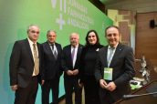 El consejero de Salud y Familias y representantes de la profesión en la inauguración de las VII Jornadas Farmacéuticas Andaluzas