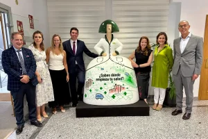 visita-consejeria-de-sanidad-farmamenina